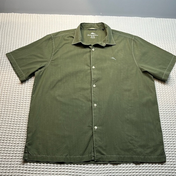 Tommy Bahama Other - Tommy Bahama Short Sleeve Men’s Button Down Shirt Size XL